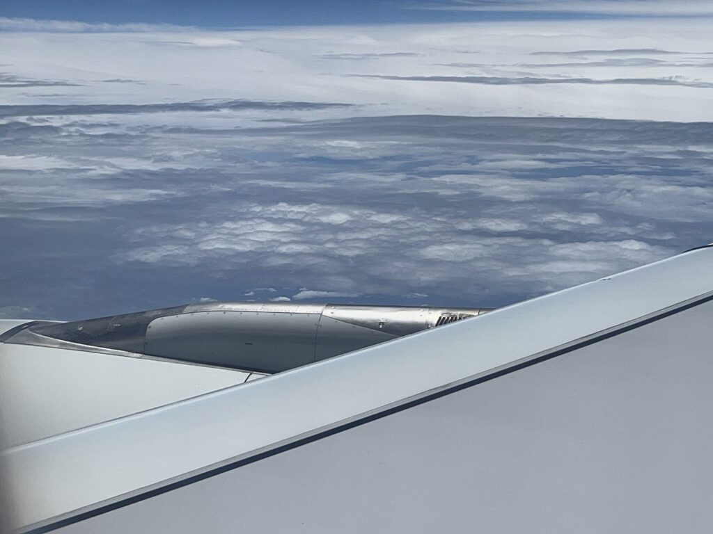 A330 エンジン上部